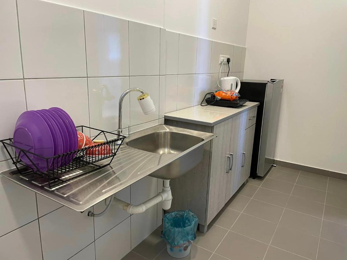 Sandakan Homestay Sea-Forest View Apartment 2R2B 海森雙景公寓 Zewnętrze zdjęcie
