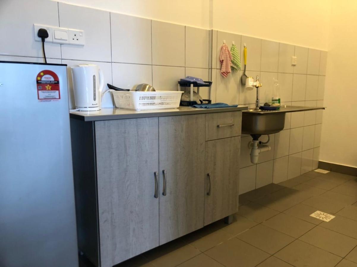 Sandakan Homestay Sea-Forest View Apartment 2R2B 海森雙景公寓 Zewnętrze zdjęcie