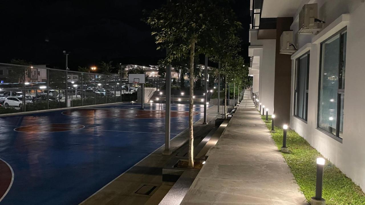 Sandakan Homestay Sea-Forest View Apartment 2R2B 海森雙景公寓 Zewnętrze zdjęcie